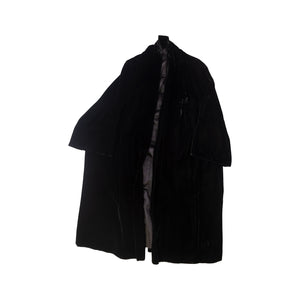 
                  
                    Load image into Gallery viewer, LONG VELVET DUSTER
                  
                