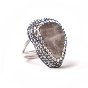 
                  
                    Load image into Gallery viewer, STERLING SILVER PINK STONE FAUX DIAMOND RING
                  
                