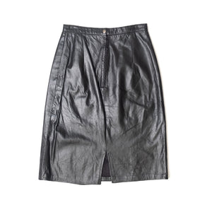 
                  
                    Load image into Gallery viewer, OUTWEAR BY PHEONIX BLACK LEATHER SKIRT
                  
                